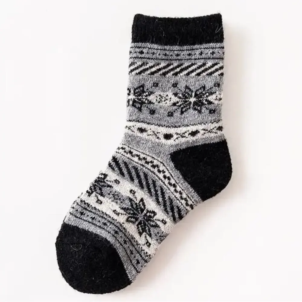 Two New warm wool Jaccard boot socks kids 7-10